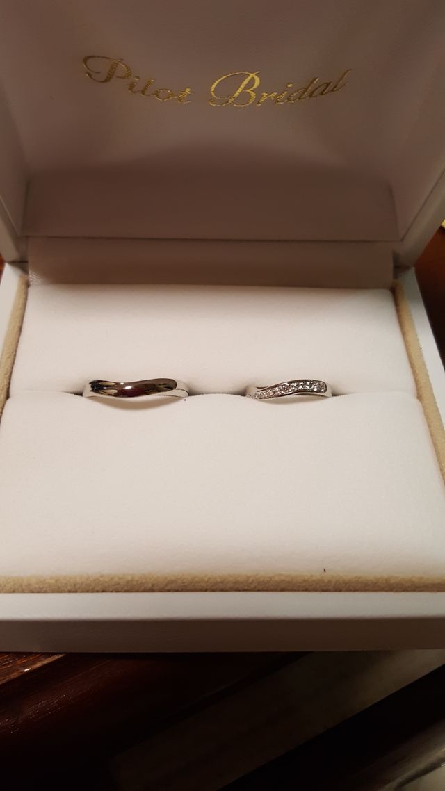 新郎新婦ともにTomorrowというデザインのものです。