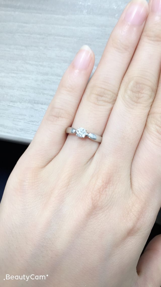 リングが平らなので着脱が楽です