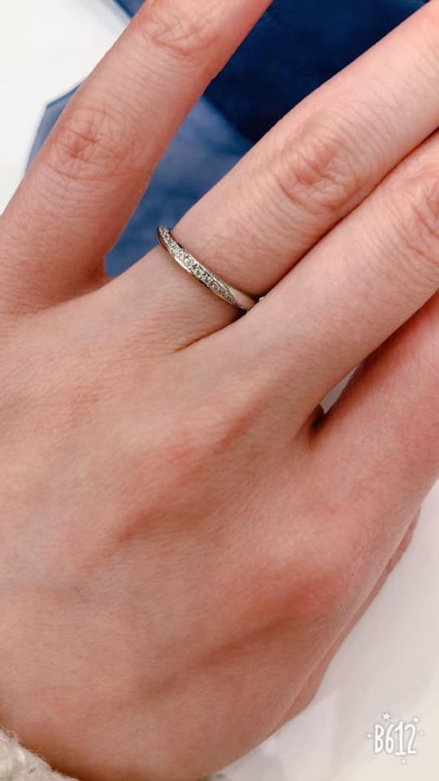 指によく馴染んで、つけている感じがせず毎日つけています。