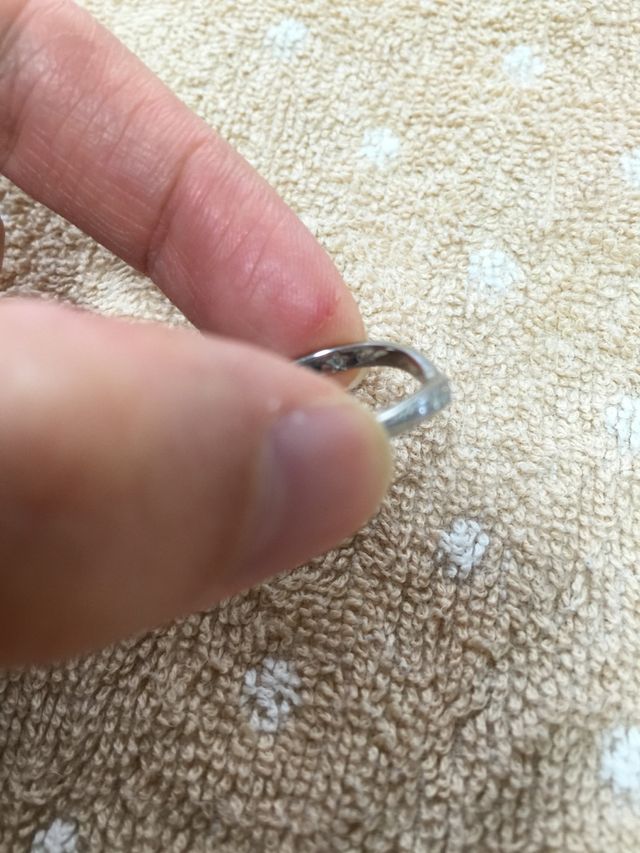 内側に好きな石を埋め込めました