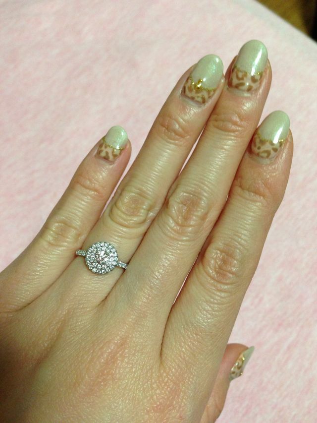 はめてみるとかなり存在感があります。