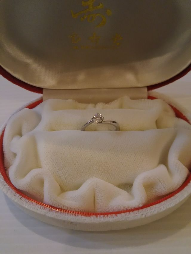 シンプルですが飽きのこないデザインです