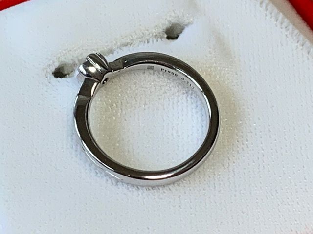 台座だけではなくリングそのものもとても丈夫で肉厚です