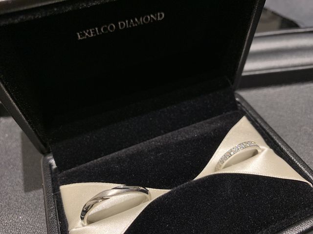 とても綺麗でつける日まで待ち遠しいです！