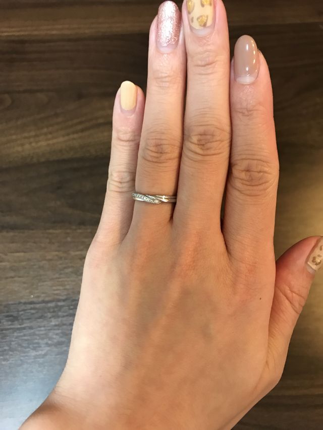 シンプルの中に輝きが放たれていてとても気に入りました！