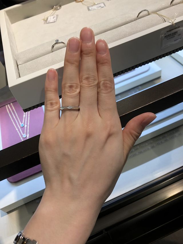 ファセットのダイア入りです。
