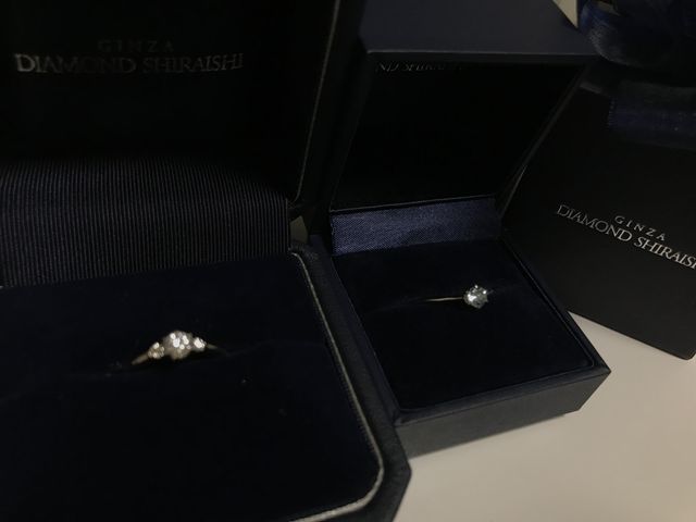 彼がプレゼントしてくれたプロポーズリングと婚約指輪