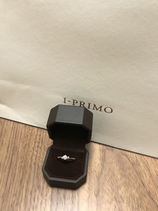 写真の小さい箱と、他にも一回り大きい箱もいただきました。