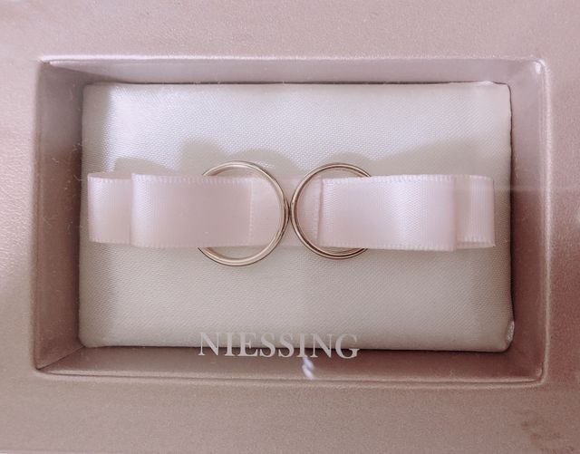 号数と幅の違うローズウッドの指輪にしました