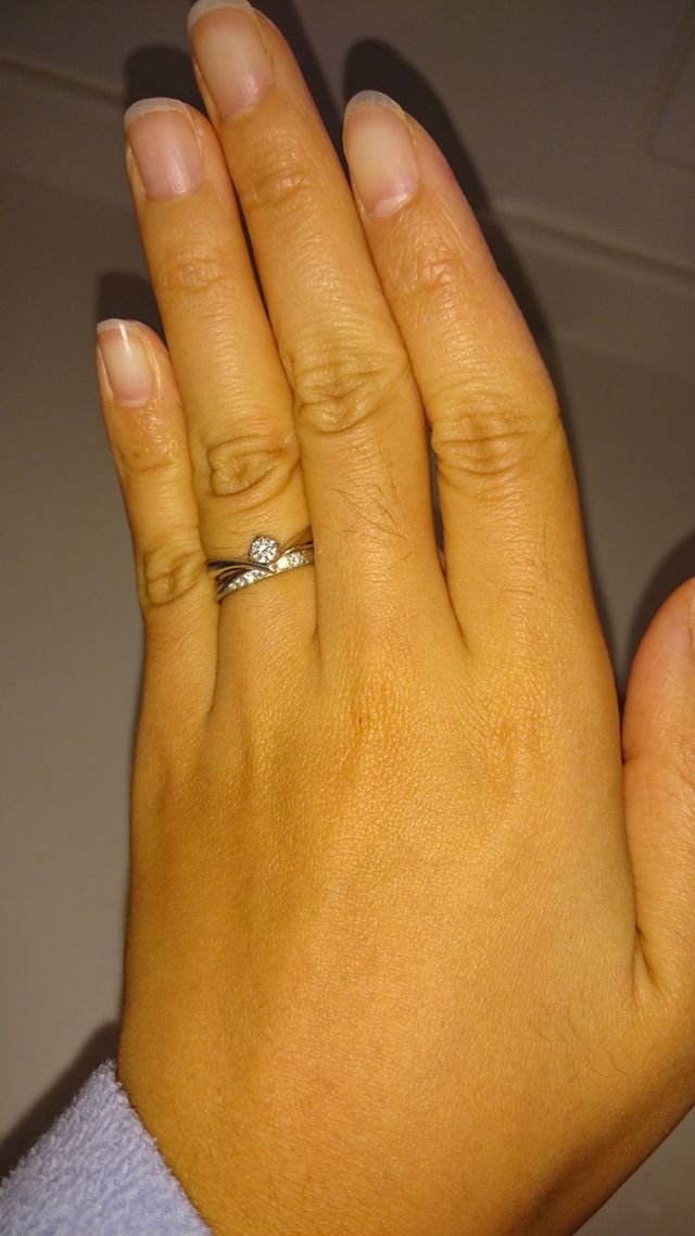 重ね付けするとこんな感じで、存在感があります。