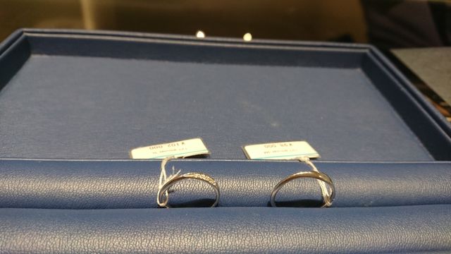 お守りという意味の素敵な指輪。