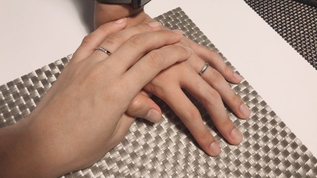 2人で指輪をはめたらこんな感じでした！