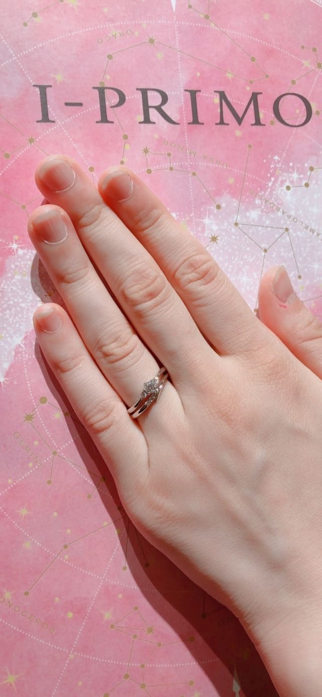 婚約指輪と一緒に結婚指輪をしてみました。