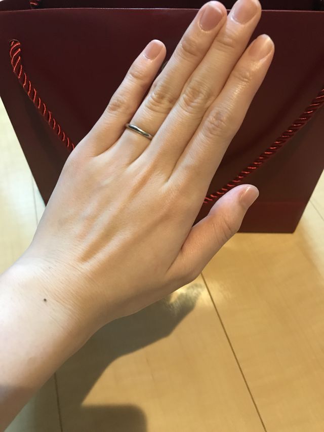 細いタイプのリングを購入しました。