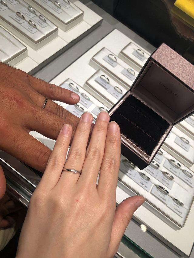 ウェーブのデザインに惹かれてこれに決めました。