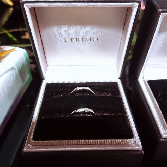 つけ心地がよく、とてもきれいな指輪です。