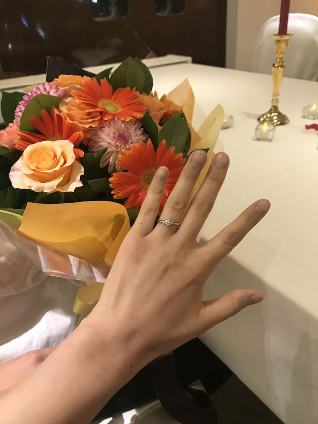 プロポーズしてくれた際に用意してくれました