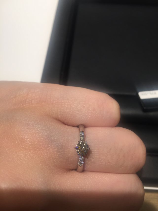 0.3カラットのドリルトンというリング