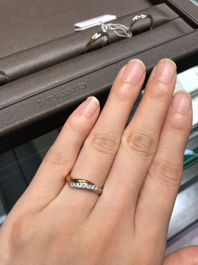 店舗で試着した時のものです。