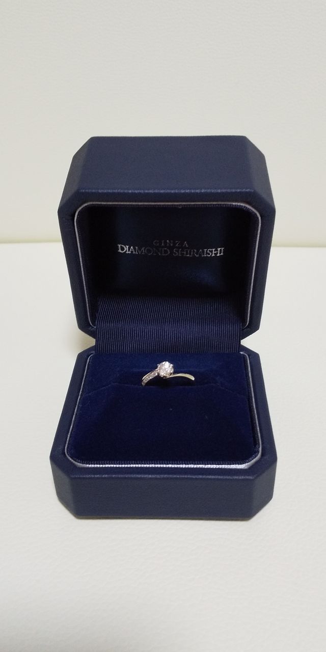 リトルリリーのリングとダイヤモンドのセミオーダーです。