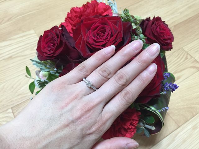 プロポーズでもらったお花と一緒に。