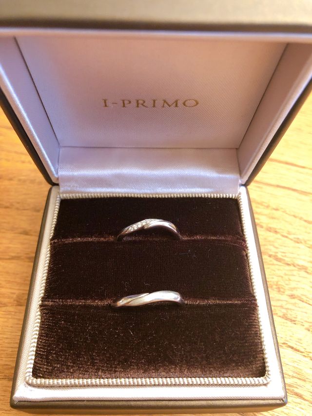 婚約指輪と同じシリーズの結婚指輪。全て2019年限定モデル