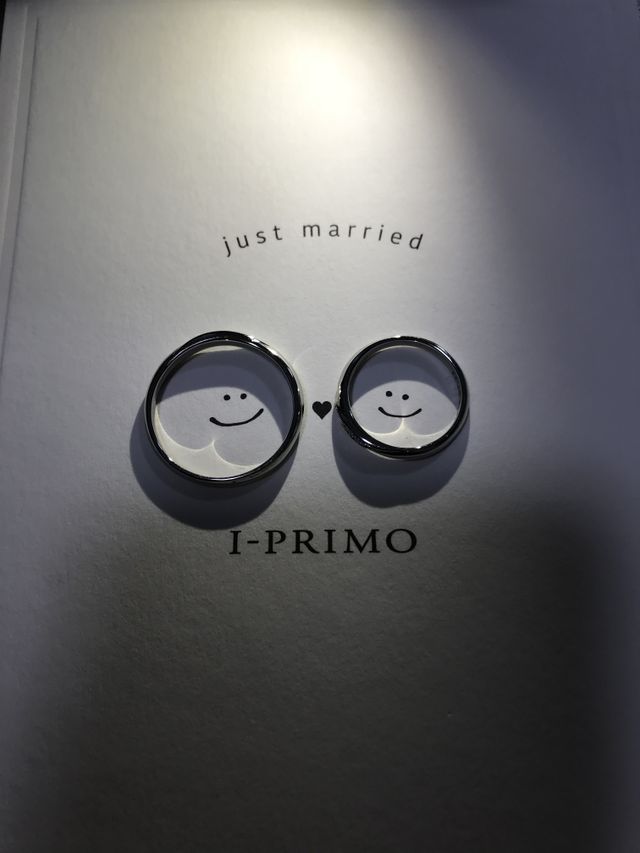 サイズもピッタリで指に馴染んで、とっても嬉しいです。