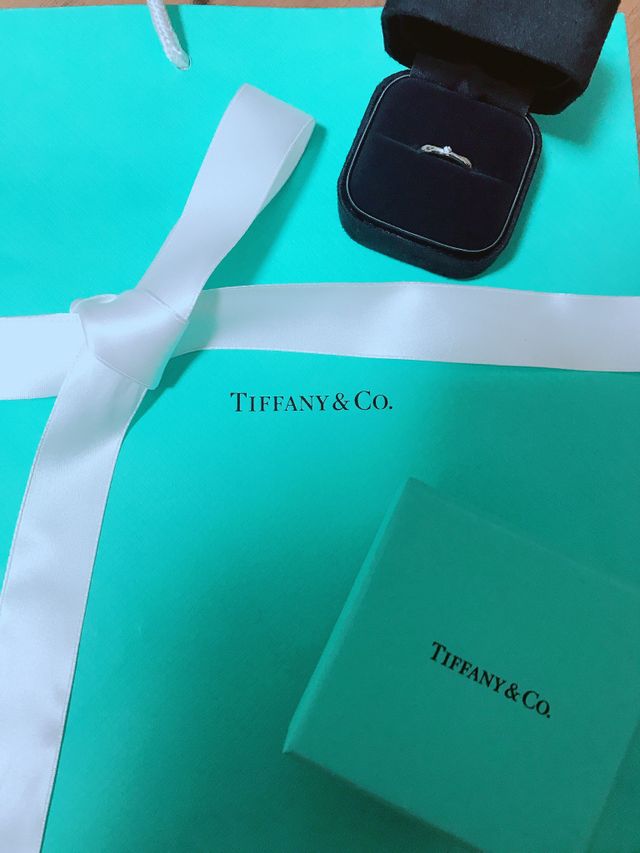 シンプルなのに輝いていて素敵です。