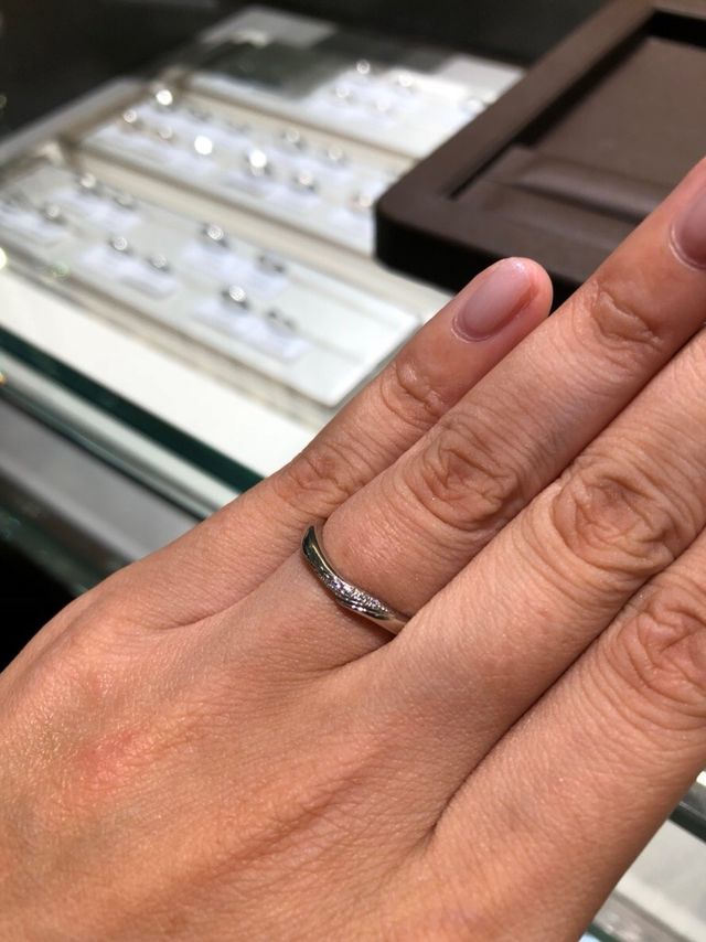 7つダイヤが入っていて、ニューイヤーモデルということでした。