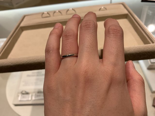 タナカプレミアムラインの甲丸タイプ、4号の指輪です。