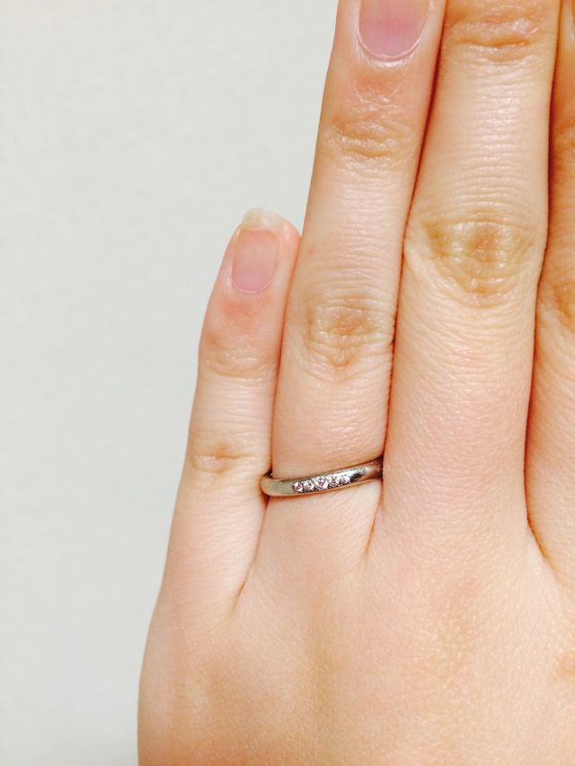 とても手に馴染み、つけ心地が良いです。