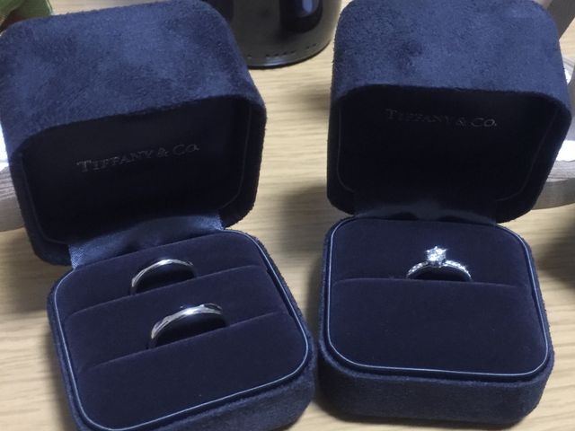 結婚指輪と婚約指輪