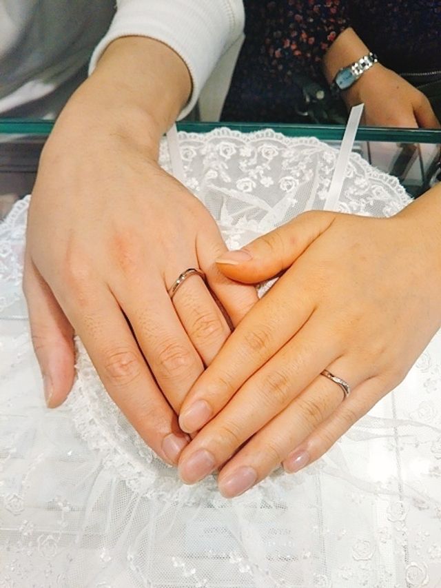 店舗に受取に行った際に記念に撮影いただきました。