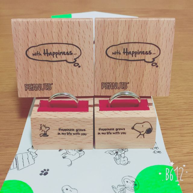 指輪ケースもスヌーピー とウッドストックが向き合ってます♡