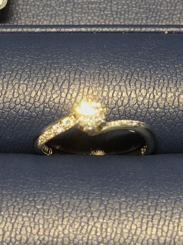 こちらの指輪購入しました