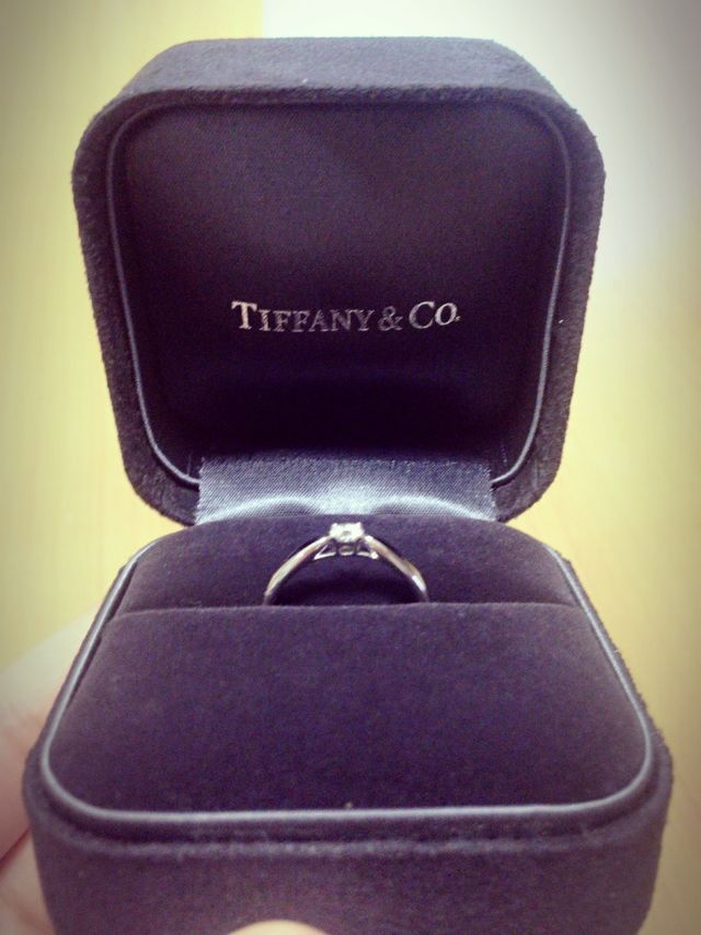 入れ物も高級感があります！