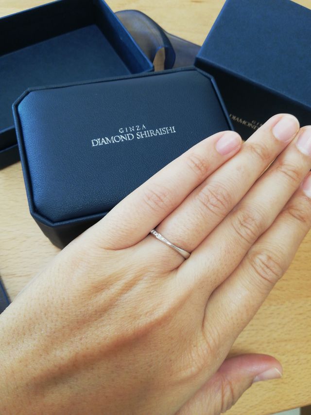 指当たりが気にならず、すっきりしていて、シンプルなデザイン。