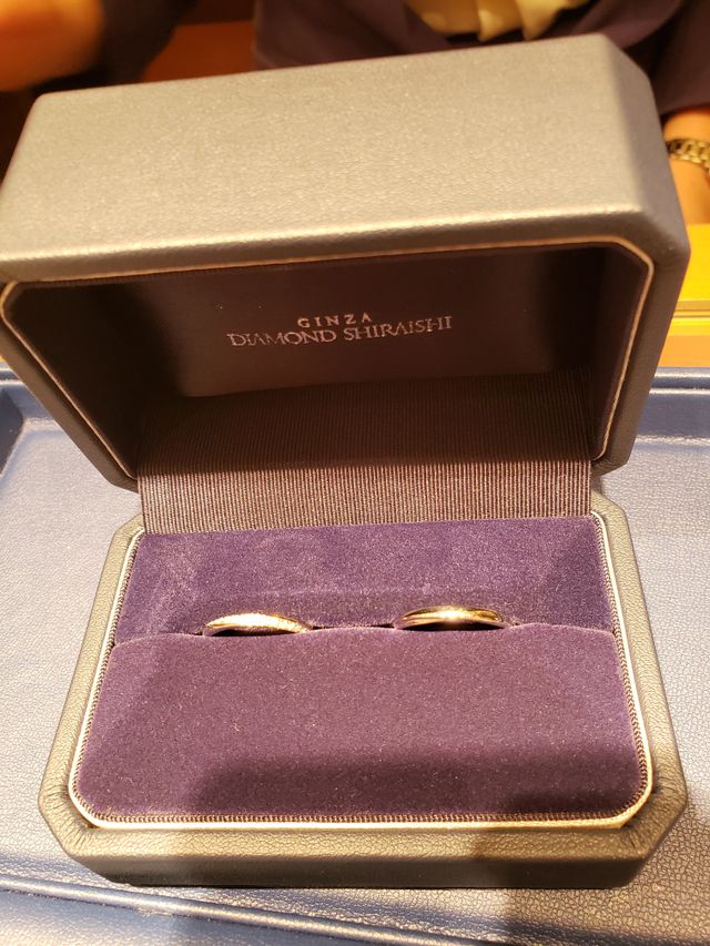お気に入りの結婚指輪です。