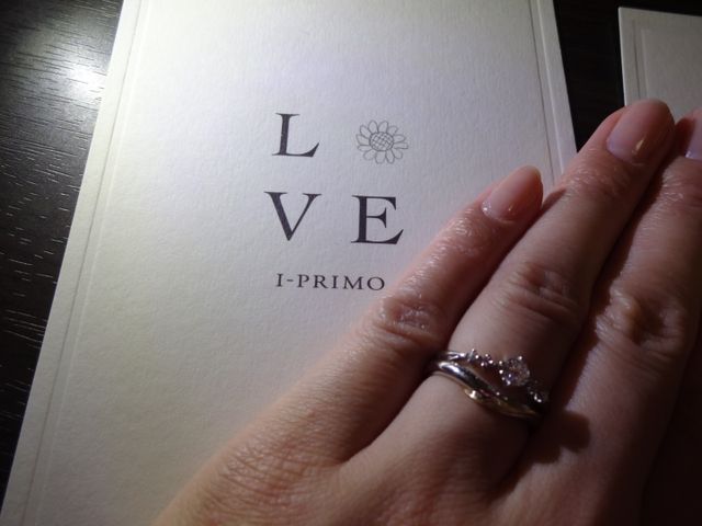 結婚指輪との組み合わせ
（セットリングではない）