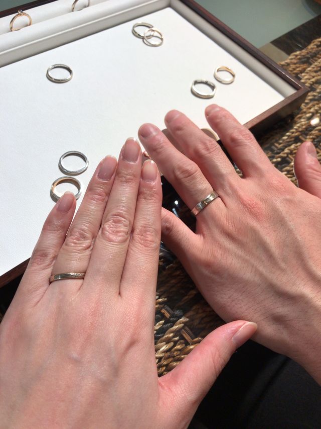 分かち合いの形が残るデザインです