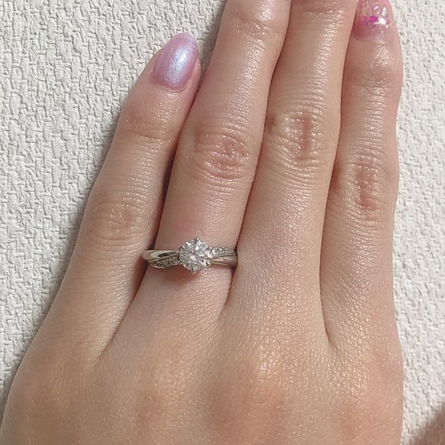 母の婚約指輪のダイヤを使いリフォームしました。