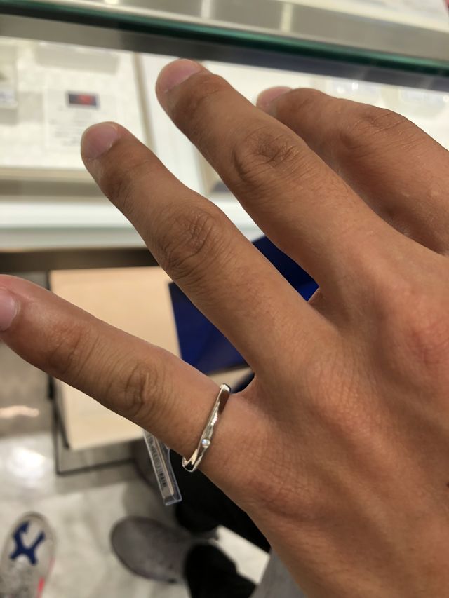 男性結婚指輪。結婚指輪女性のものと、セットの品。