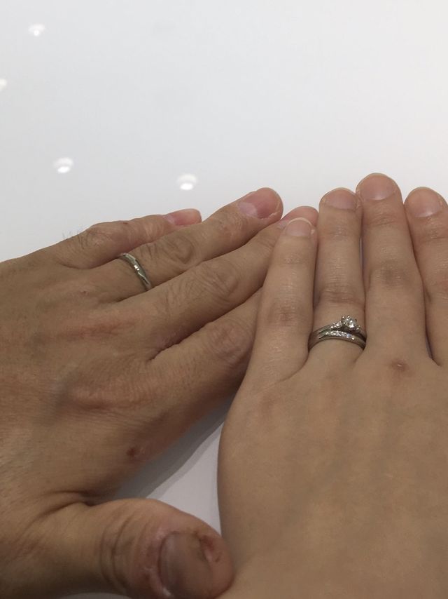 婚約指輪とペアの結婚指輪