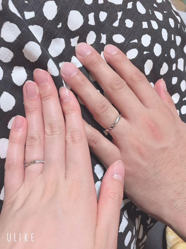 購入した日に記念に撮りました！
シンプルなデザインです。