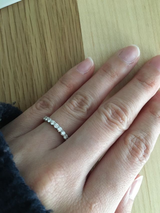 立爪タイプの指輪。