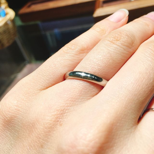 シンプルなデザインのものをつけました。