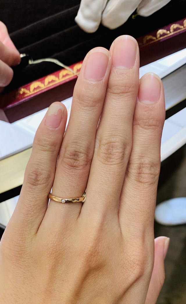 ピンクゴールドのダイア一石