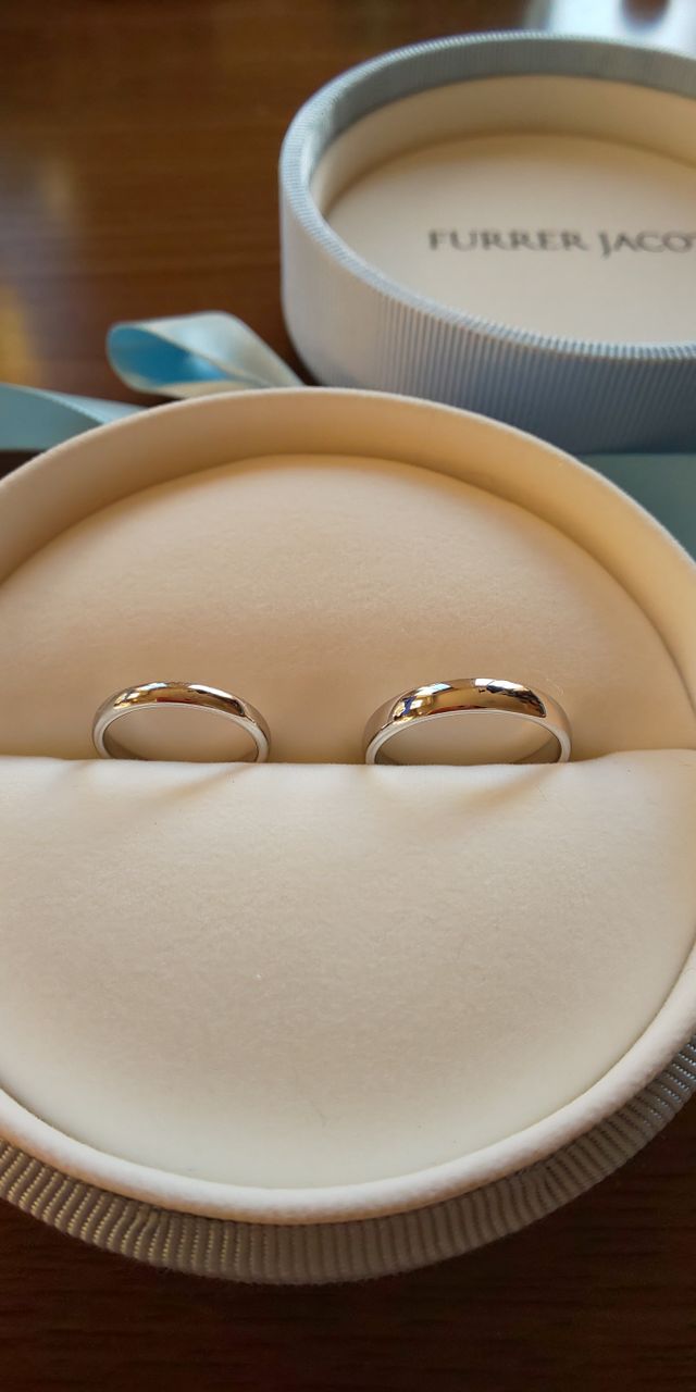 リング受け取り後、撮影