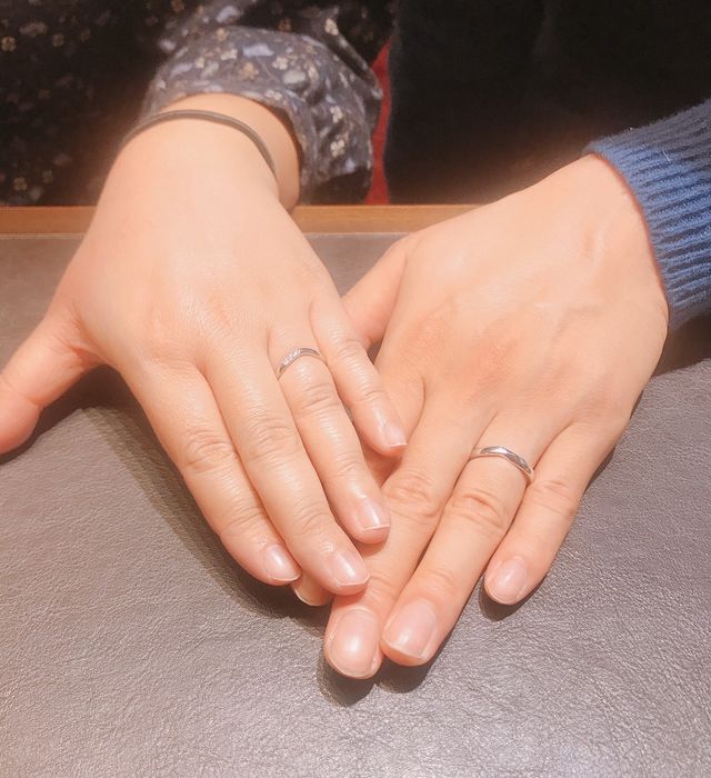 ペアで装着した写真です