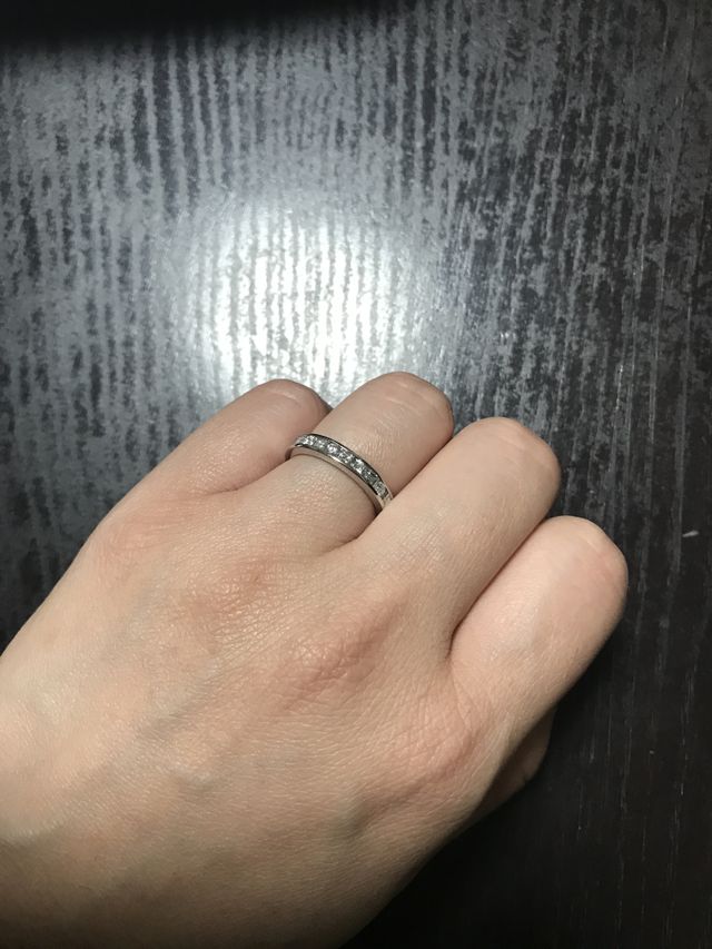 結婚10周年の記念に購入しました。